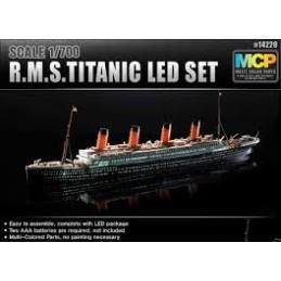 RMS TITANIC SET CON LUCES LED.