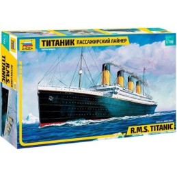 RMS TITANIC 1/700